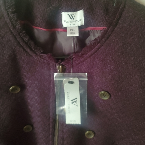 black jacket with zipper - Picture 2 of 3